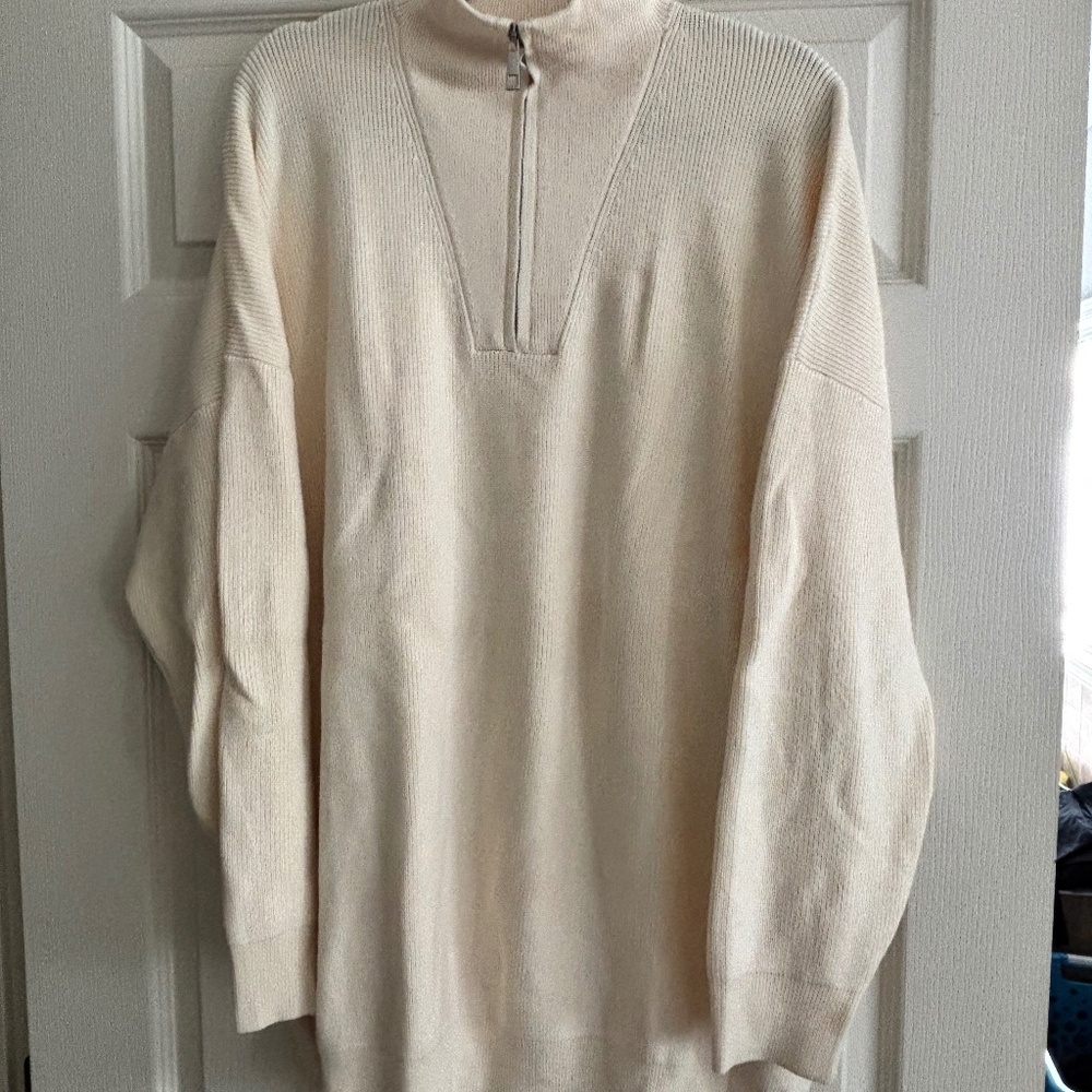 Brunette The Label Sweater